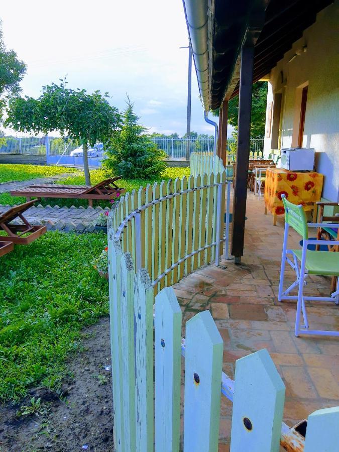 Villa Diiva Curug 외부 사진