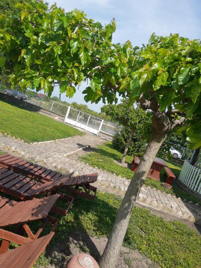 Villa Diiva Curug 외부 사진